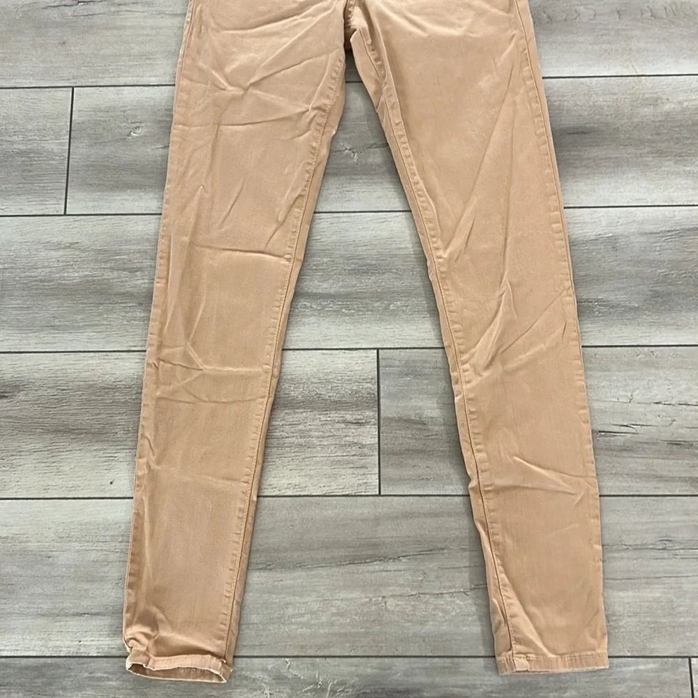 KanCan size 28 peach skinny jeans